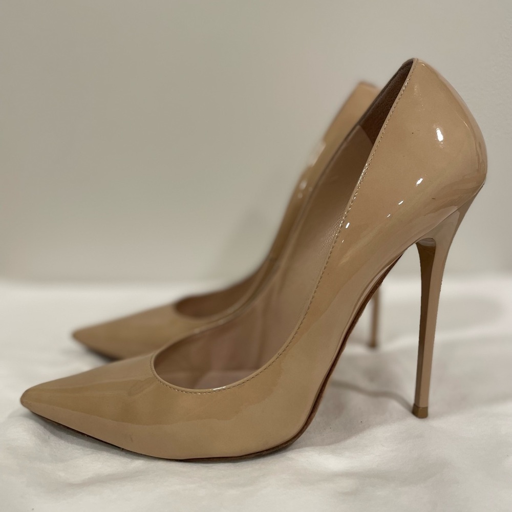 Jimmy Choo Anouk Patent Leather Pumps - Nude